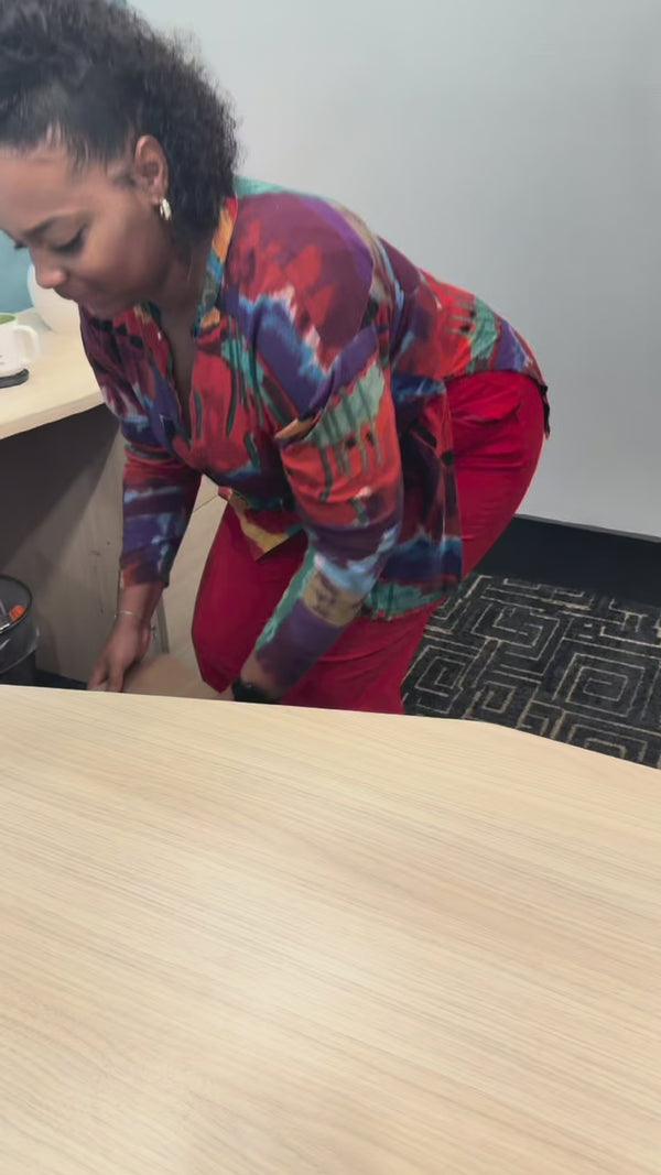 Faith Marie Ofcourse unboxes Health-Grail